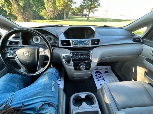 Used 2013 Honda Odyssey EX-L image 19
