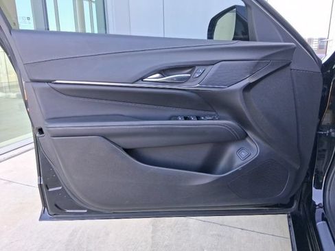 Used 2023 Cadillac CT4 Luxury RWD image 15