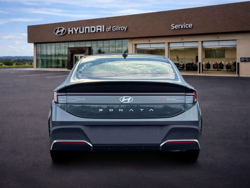 New 2026 Hyundai Sonata SE FWD image 6