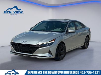 Used 2022 Hyundai Elantra SEL w/ Cargo Package