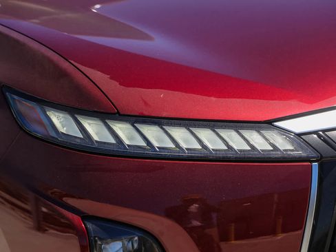 New 2025 INFINITI QX80 Luxe image 4