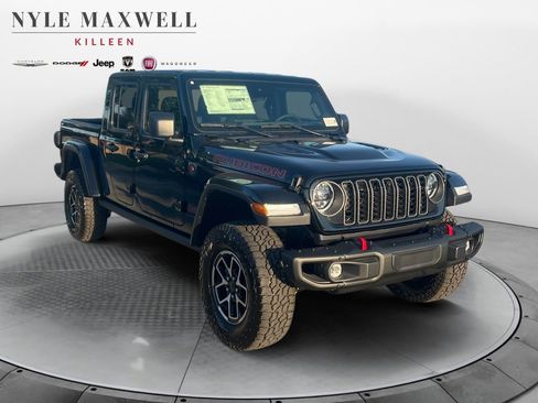 New 2025 Jeep Gladiator Rubicon AWD/4WD image 2