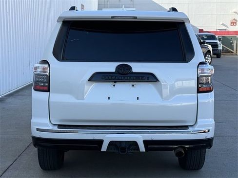 Used 2020 Toyota 4Runner Limited image 5