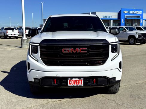 Used 2022 GMC Sierra 1500 AT4X image 4