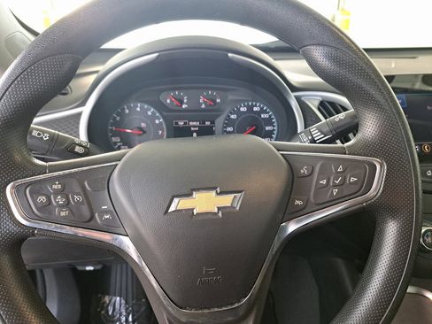 Used 2023 Chevrolet Malibu LT image 10