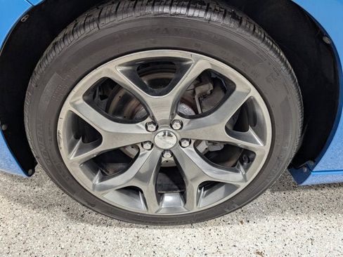 Used 2015 Dodge Charger R/T image 9