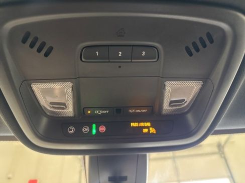 Certified 2023 Chevrolet Traverse RS w/ LPO, Floor Liner Package image 27