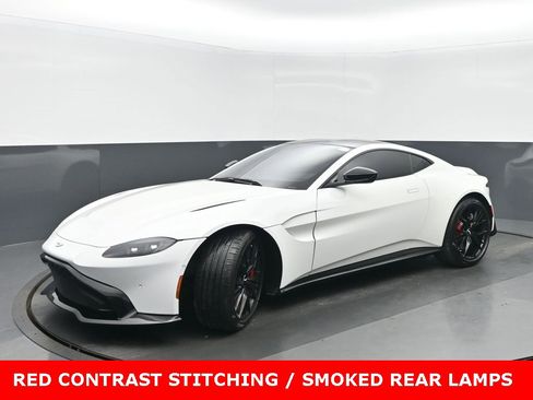 Used 2021 Aston Martin V8 Vantage Coupe image 7