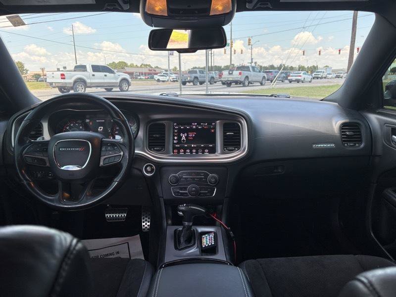 Used 2022 Dodge Charger R/T w/ Plus Group RWD image 8