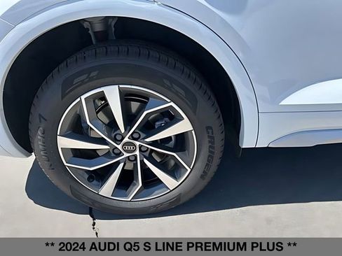 Used 2024 Audi Q5 2.0T Premium Plus AWD/4WD image 12