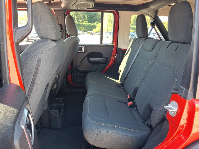 Used 2025 Jeep Wrangler Unlimited Sport AWD/4WD image 21