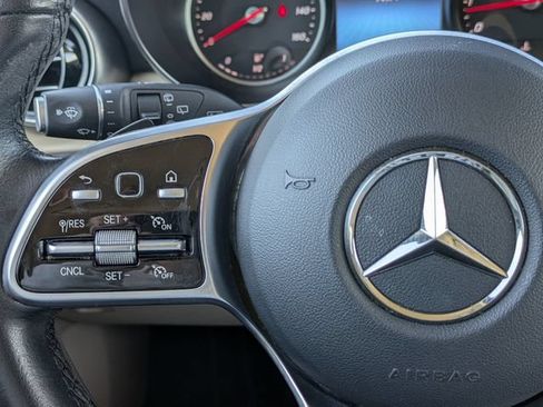 Used 2021 Mercedes-Benz GLC 300 image 17