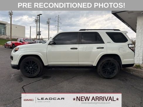 Used 2021 Toyota 4Runner Nightshade AWD/4WD image 2