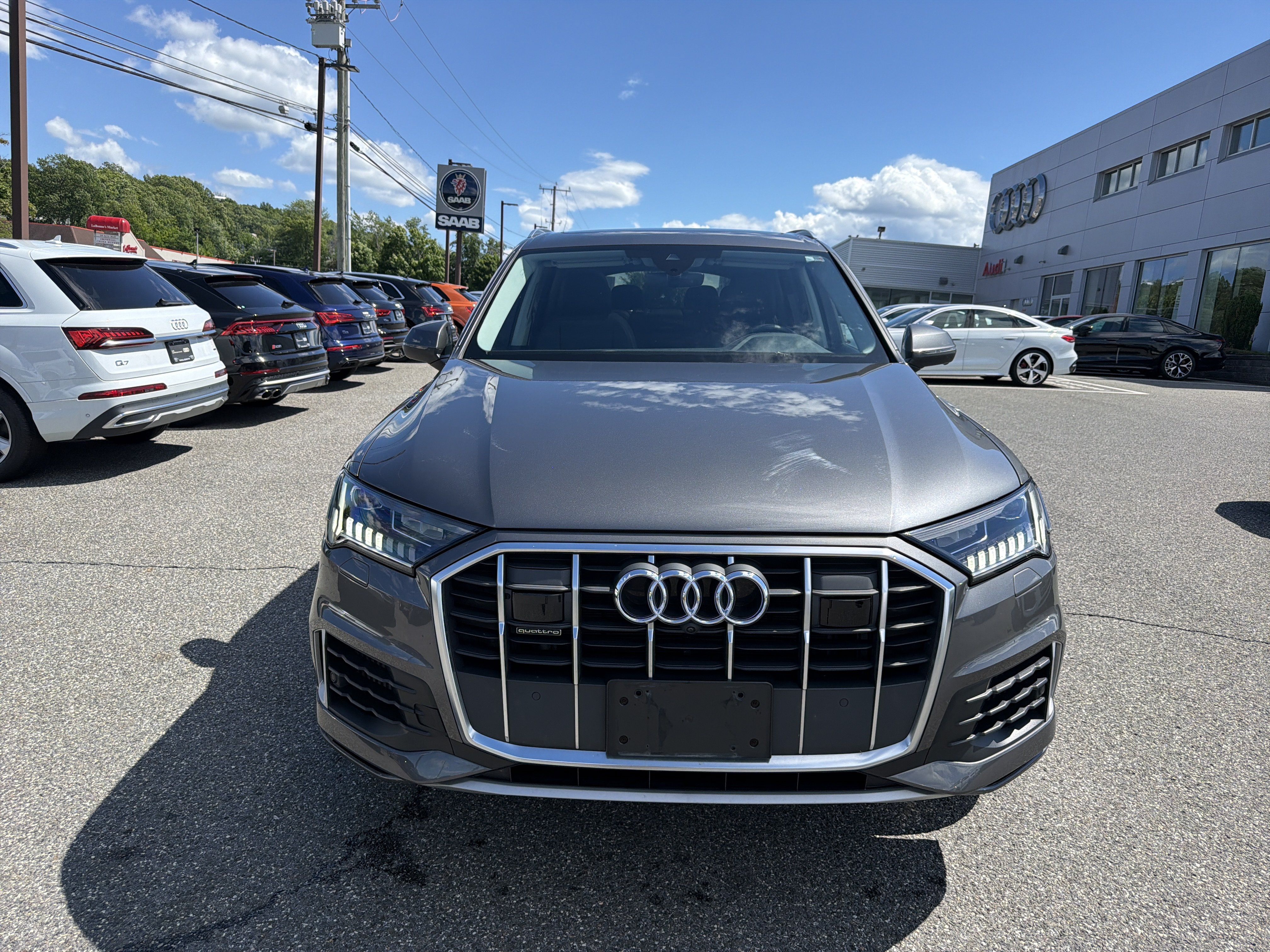 Certified 2023 Audi Q7 3.0T Premium w/ Convenience Package AWD/4WD image 2