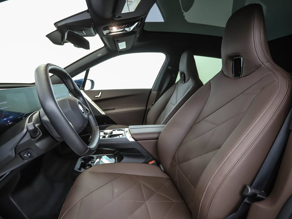 Certified 2024 BMW iX xDrive50 AWD/4WD image 11