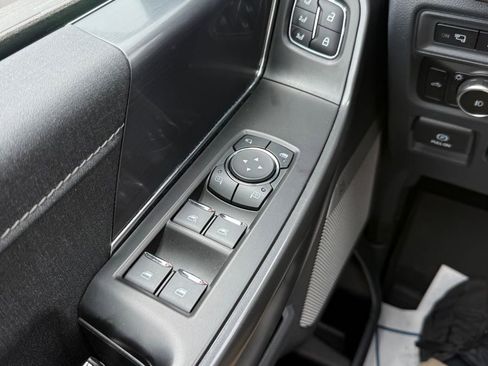 Used 2024 Ford F150 Lariat AWD/4WD image 25