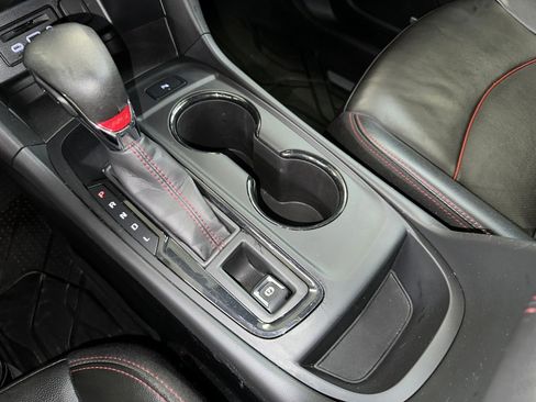 Used 2022 Chevrolet Equinox RS w/ RS Leather Package image 18