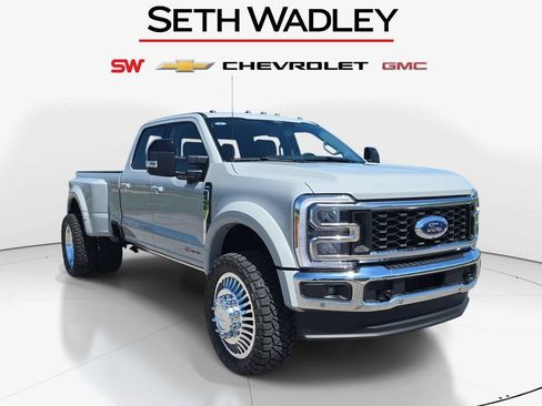 Used 2026 Ford F450 Lariat w/ Lariat Ultimate Package AWD/4WD image 36