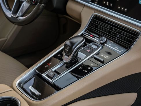 Used 2018 Porsche Panamera 4 w/ Sport Chrono Package image 30