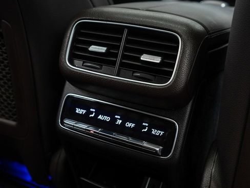 Used 2022 Mercedes-Benz GLS 450 4MATIC image 16