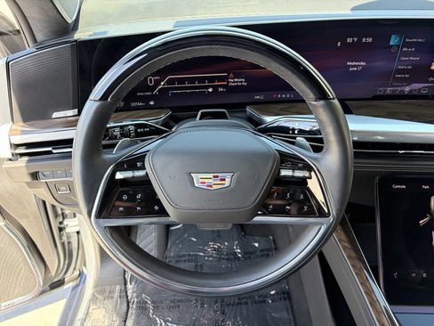 Certified 2025 Cadillac Escalade Sport Platinum AWD/4WD image 24