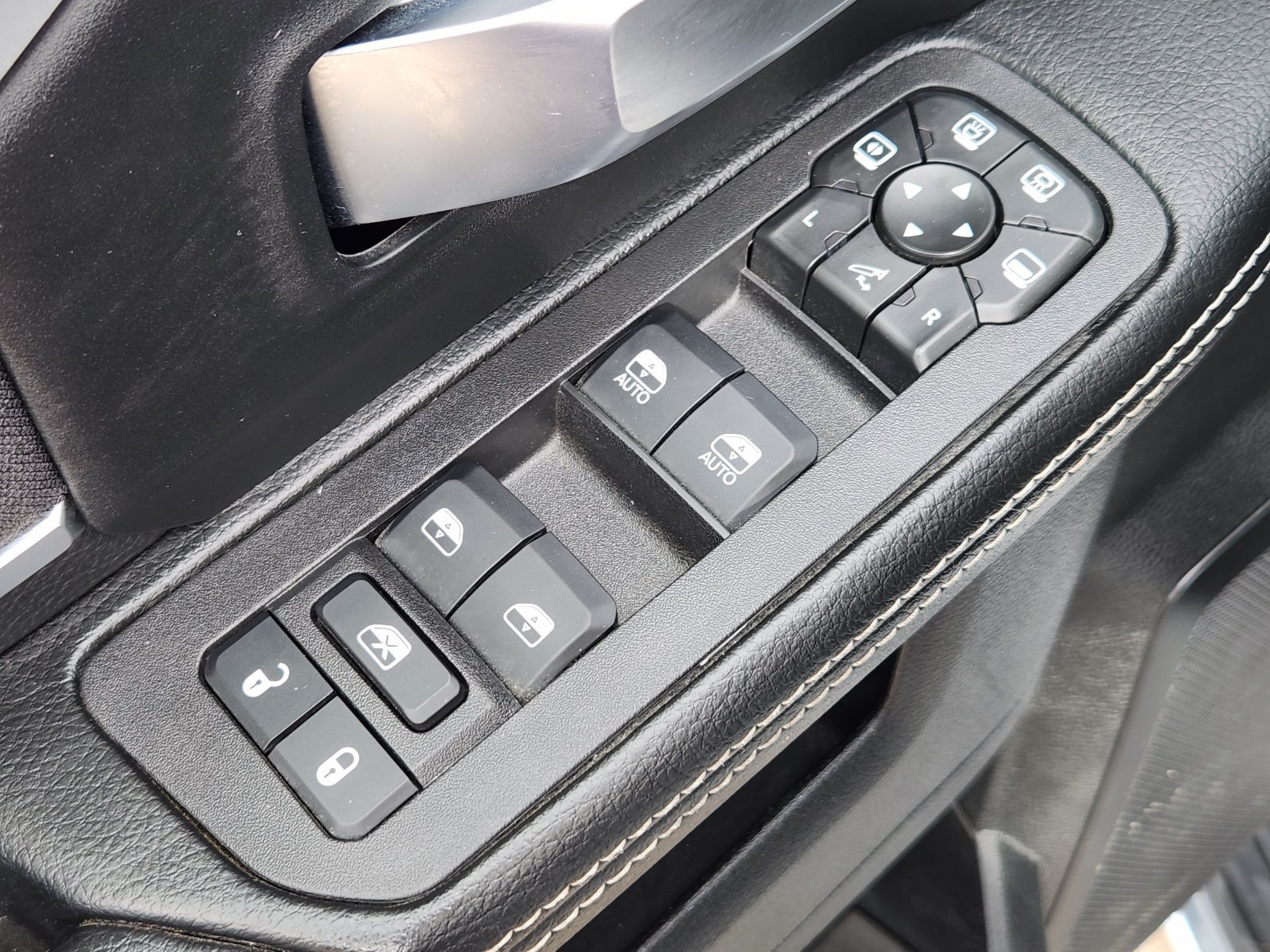 Used 2026 RAM 2500 Big Horn AWD/4WD image 36