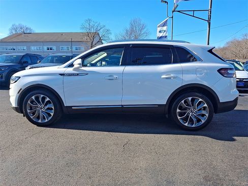 Used 2022 Lincoln Nautilus Reserve w/ Cargo Utility Package image 4