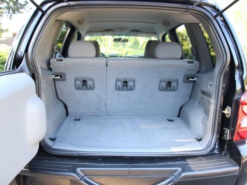 Used 2007 Jeep Liberty Sport AWD/4WD image 15