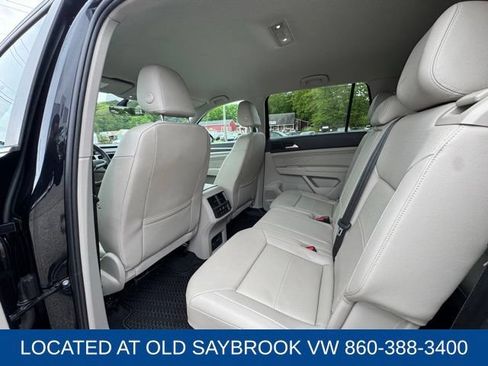 Certified 2023 Volkswagen Atlas SE w/ Black Wheel Package AWD/4WD image 9