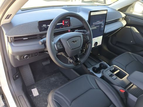 New 2025 Ford Mustang Mach-E Premium image 12