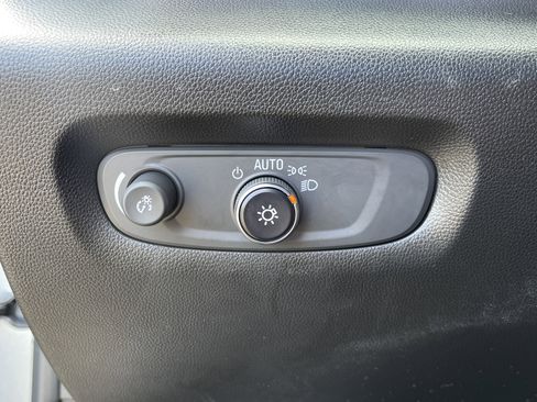 Used 2023 Chevrolet Traverse LT w/ LPO, Floor Liner Package image 20