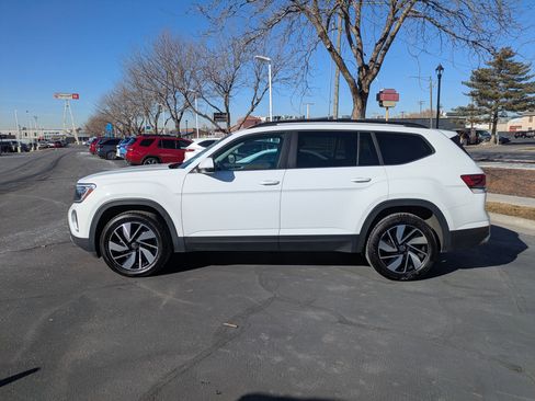 Used 2024 Volkswagen Atlas SE image 9