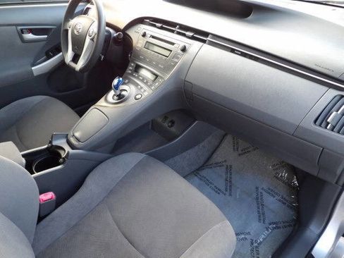 Used 2011 Toyota Prius Two image 17