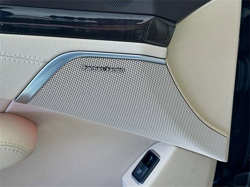 Certified 2020 Mercedes-Benz SL 550 image 19