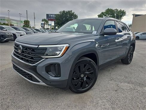 New 2026 Volkswagen Atlas Cross Sport SE image 32