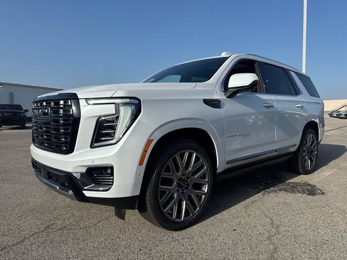 New 2026 GMC Yukon Denali Ultimate AWD/4WD image 2