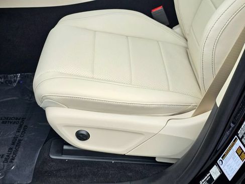 New 2026 Mercedes-Benz GLE 450 4MATIC image 17