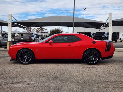 Used 2023 Dodge Challenger R/T Scat Pack w/ Plus Package image 4