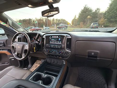 Used 2018 Chevrolet Silverado 1500 LTZ w/ LTZ Plus Package image 58