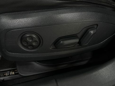 Used 2018 Audi A4 2.0T Premium Plus image 18