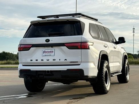 Used 2025 Toyota Sequoia TRD Pro AWD/4WD image 9