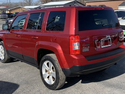 Used 2014 Jeep Patriot Sport w/ Power Value Group image 3