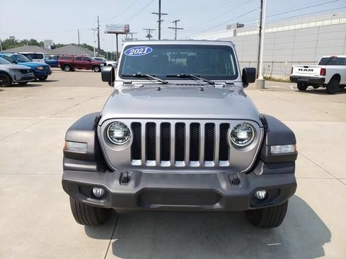 Used 2021 Jeep Wrangler Sport AWD/4WD image 10