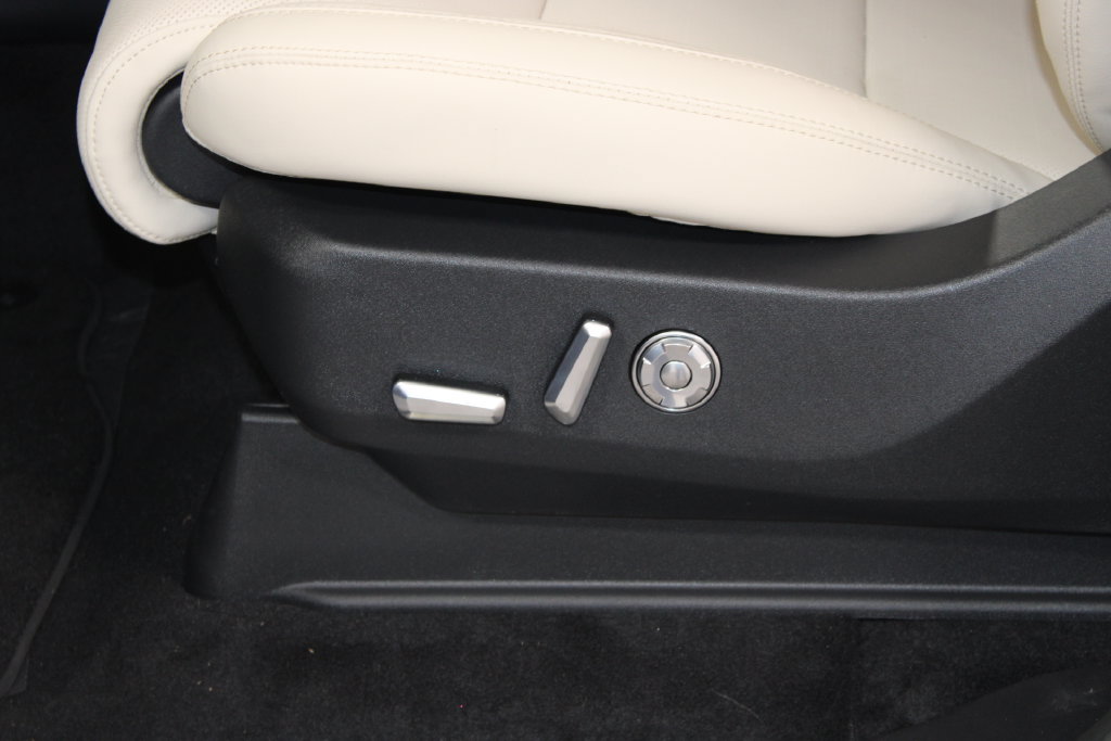 New 2027 Lincoln Navigator L Reserve AWD/4WD image 22