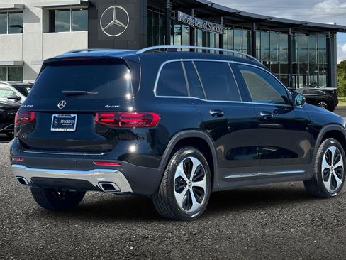 New 2025 Mercedes-Benz GLB 250 4MATIC image 4
