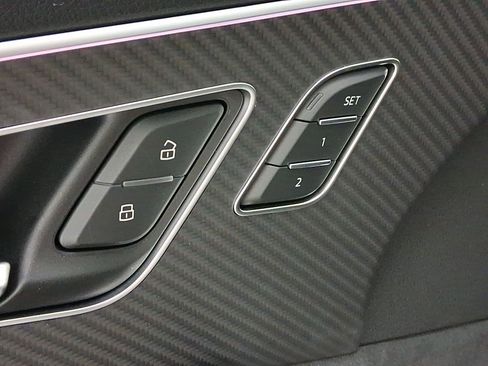 New 2026 Audi SQ7 Premium Plus image 10