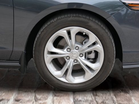 New 2025 Honda Accord LX image 33