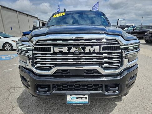 Used 2025 RAM 2500 Limited AWD/4WD image 12