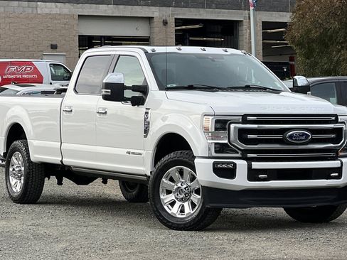 Used 2020 Ford F350 Platinum image 2
