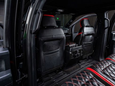 Used 2019 Ford F150 Raptor w/ Equipment Group 802A Luxury image 33